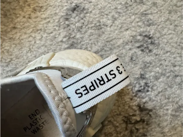 adidas Cream Velvet Casual Sneakers with Black Logo - Image 3