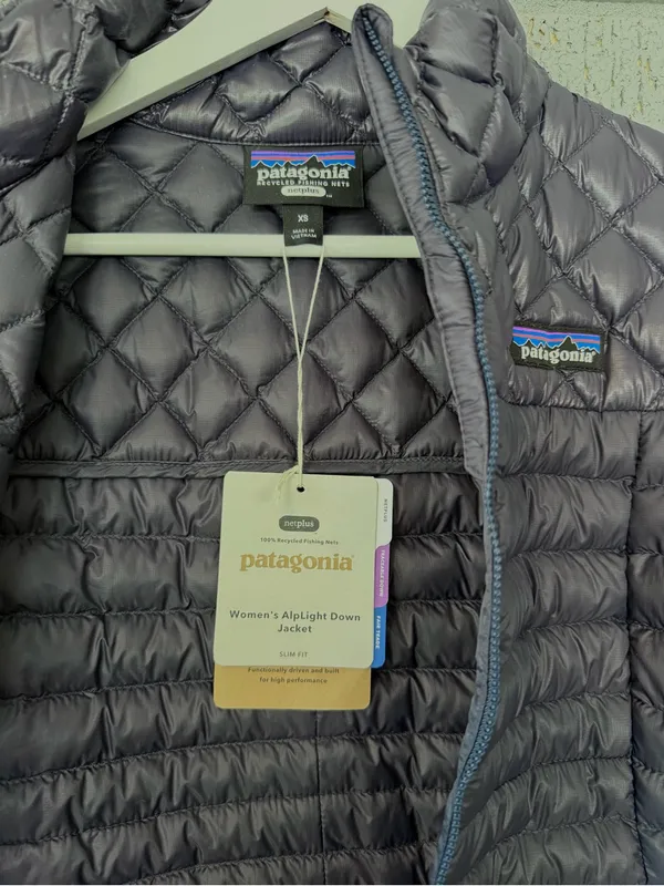 NWT Patagonia AlpLight Down Jacket Smolder Blue Women’s Size XS 800 Fill - Image 5