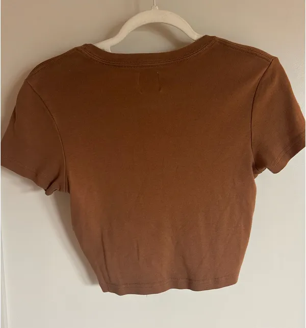 Princess Polly crop tee  - Image 2