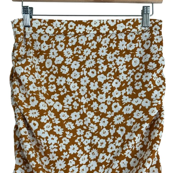 Abound Ruched Floral Ruffle Mini Skirt Brown White Boho Summer Size S - Image 4