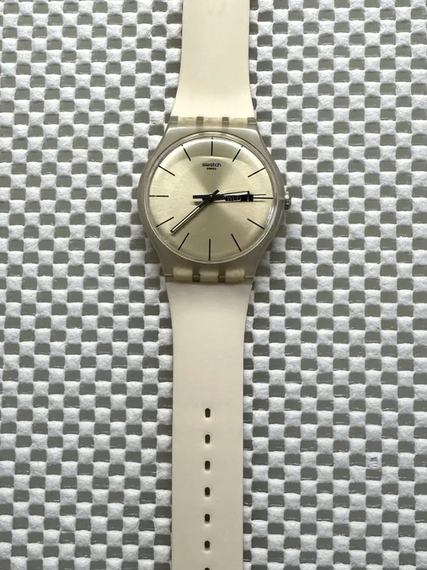 Swatch Watch Rose Rebel SUOT700 Classic 2010 - Image 3