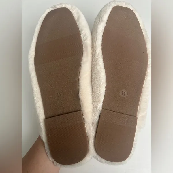 Women’s Mule Slippers Size 11 - Image 6