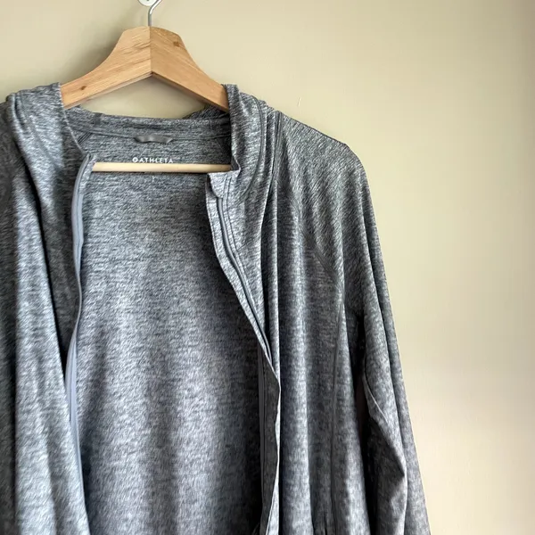 Athleta full zip heathered‎ gray sweater workout pockets women's S nylon hooded - Image 2