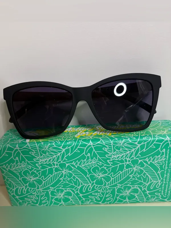 NIB goodr Sunglasses - Classic Frame Black - Image 2