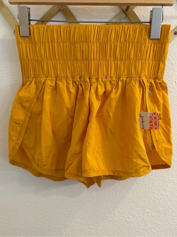 NWT Free People Movement Way Home Run Shorts Golden Small - Image 4