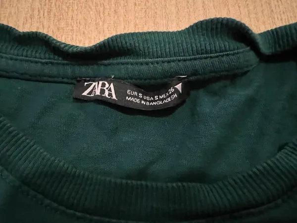 Zara Green t shirt size small - Image 2