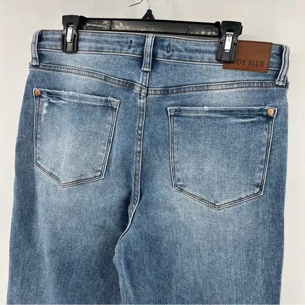 Judy blue size 32 straight jeans - Image 4