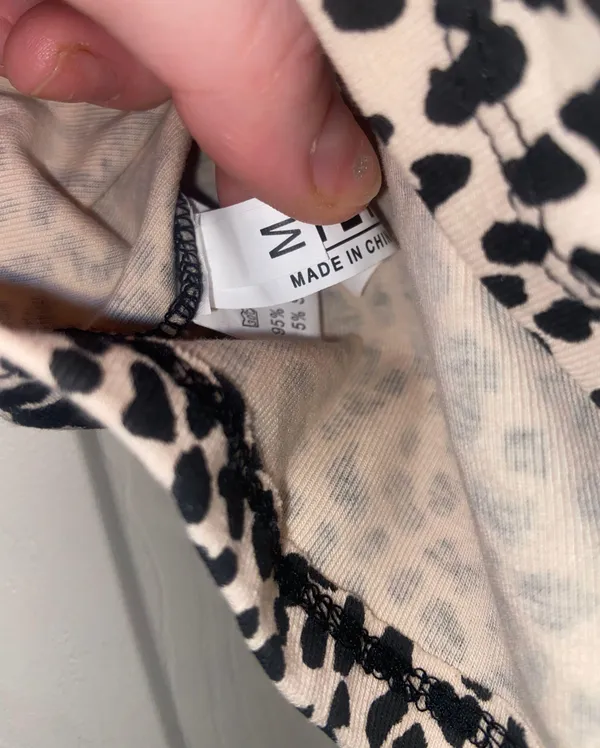 NWOT Cropped Leopard Tank Top - Image 4