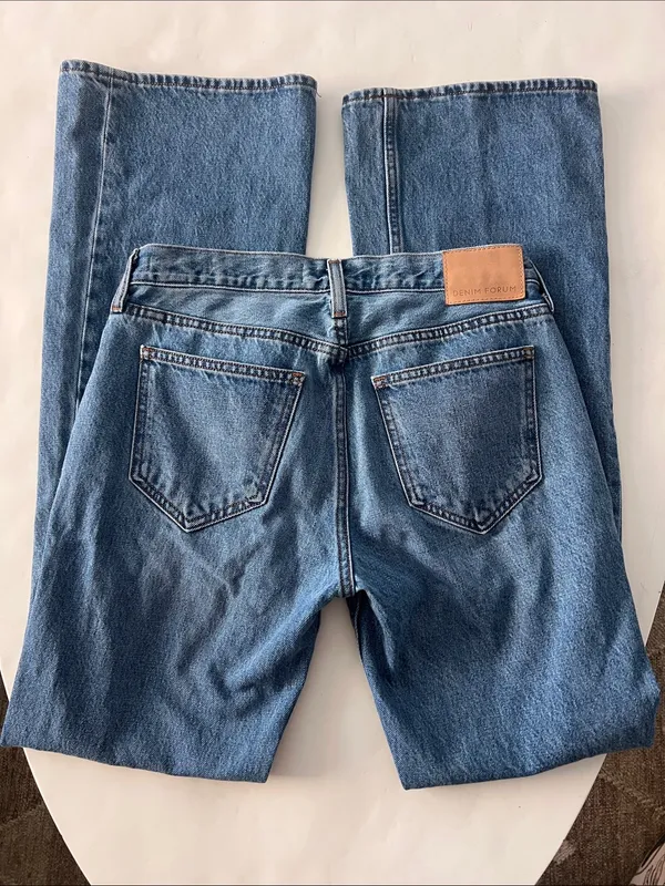 Denim Forum The '00s Lo-Rise Flare Jeans Medium Wash 5 Year Kiss n Tell 25 $138 - Image 6