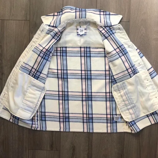 Gap Plaid Flannel Jacket and Scarf Duo - Image 6