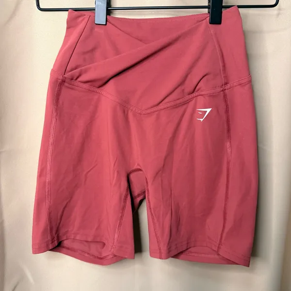Gymshark pomegranate red crossover shorts - Image 4