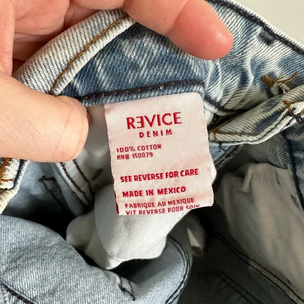 Revice Women’s 24 Ex Boyfriend Player One Wash Jeans NWT Butt Slit - Image 10