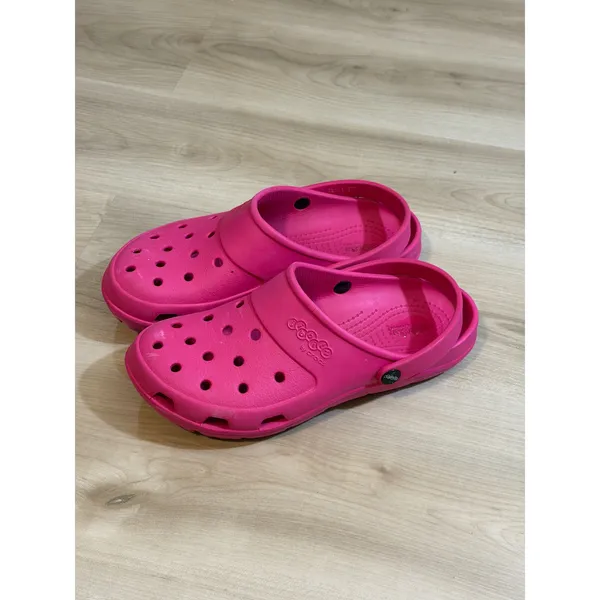 Jibbitz by Crocs Classic Clog Women W11 Pink Comfort‎ Lightweight Slip On Shoes - Image 2