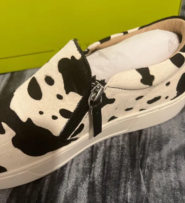 Very Volatile Black and White women’s Shoes size 9 - Image 3