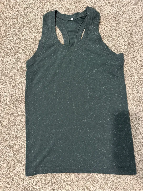 Athleta Shine momentum tank top - Image 3