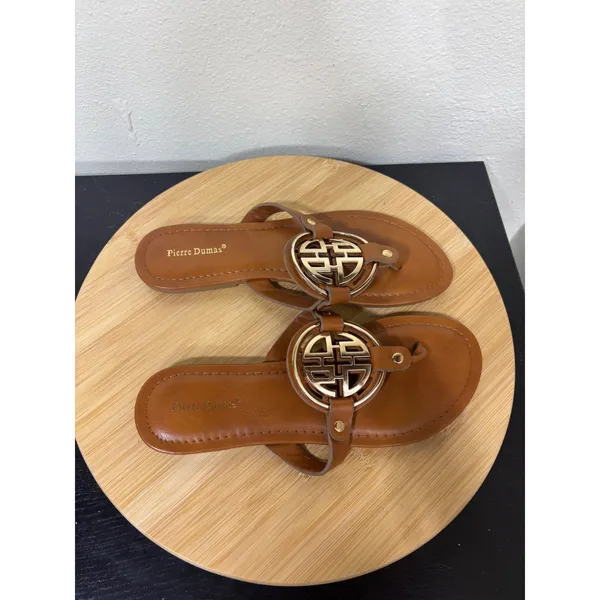Pierre Dumas Thong Sandal Size 8 Limit-24 Cognac Brown Gold Medallion Flat - Image 3