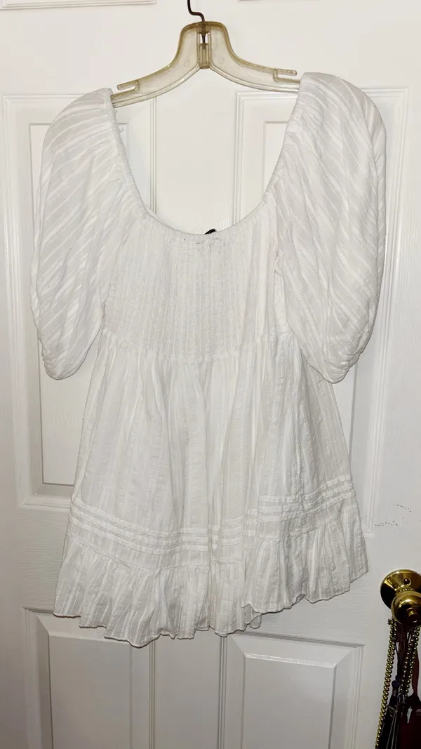White dress - Image 2