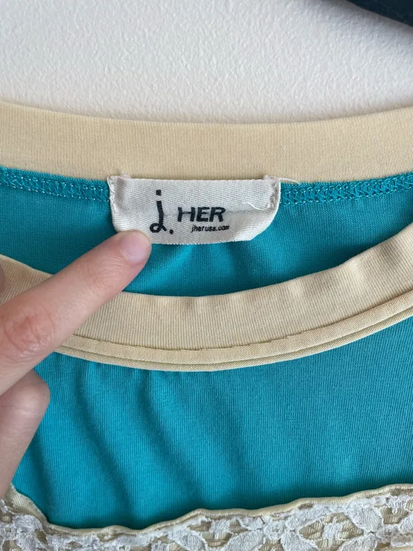 Boutique J. Her Oversized Teal Star Patchwork Short Sleeve Tee Size Small - Image 3