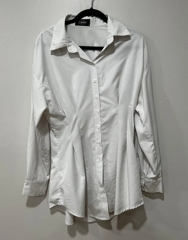 Cider white button down mini dress  Size Small - Image 2