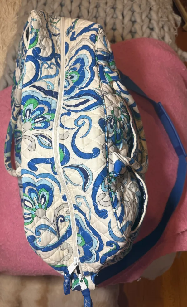 Vera Bradley Weekender Bag - Image 5