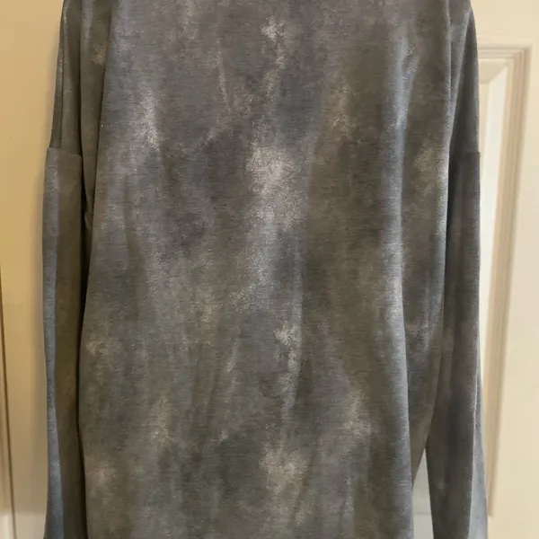 Cute Novelty Sweatshirt Size‎ Large - Image 2