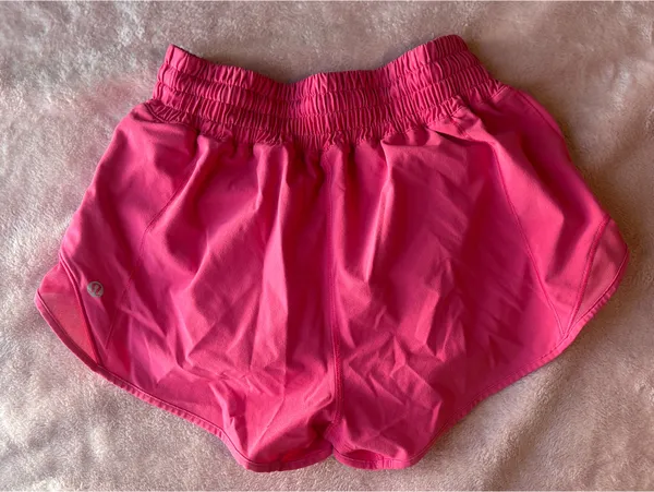 Lululemon Hotty Hot 2.5" pink - Image 2
