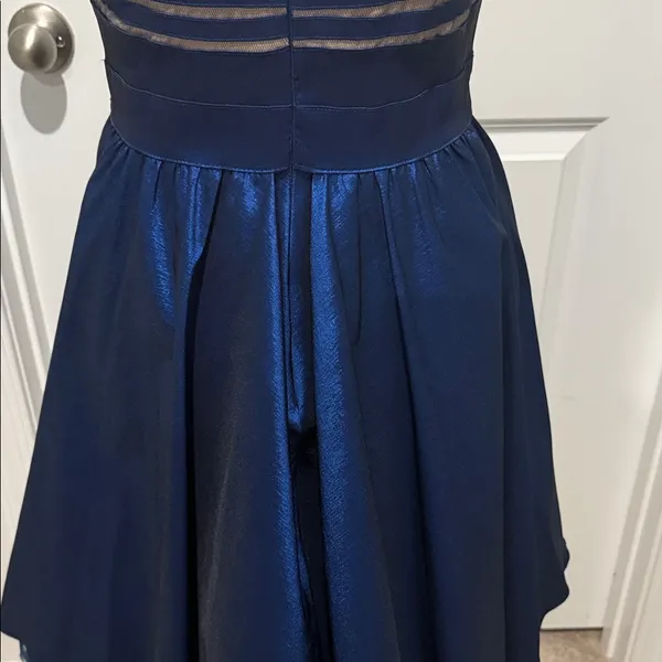 Aidan Mattox Women's Spaghetti Sequined Tulle Party Dress Size 6. EUC - Image 7