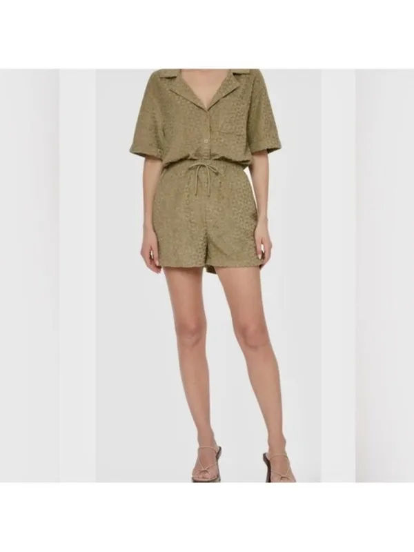 Avec Les Filles Textured Button Down Shirt S Triangle Terrycloth Olive Cover Up - Image 4
