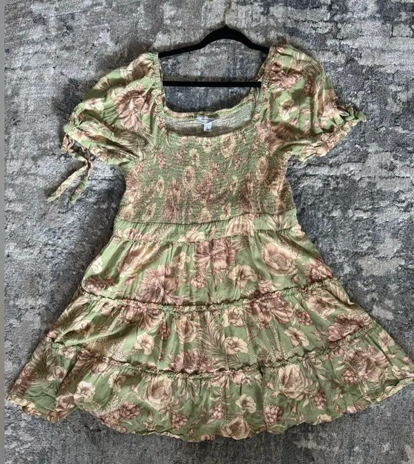Aguabendita Sleeve Romantic Floral Tile Puff Sleeve Dress - Image 4