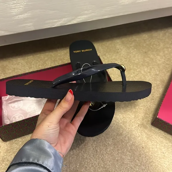 BRAND NEW Navy Tory Burch Flip-Flops - Image 2