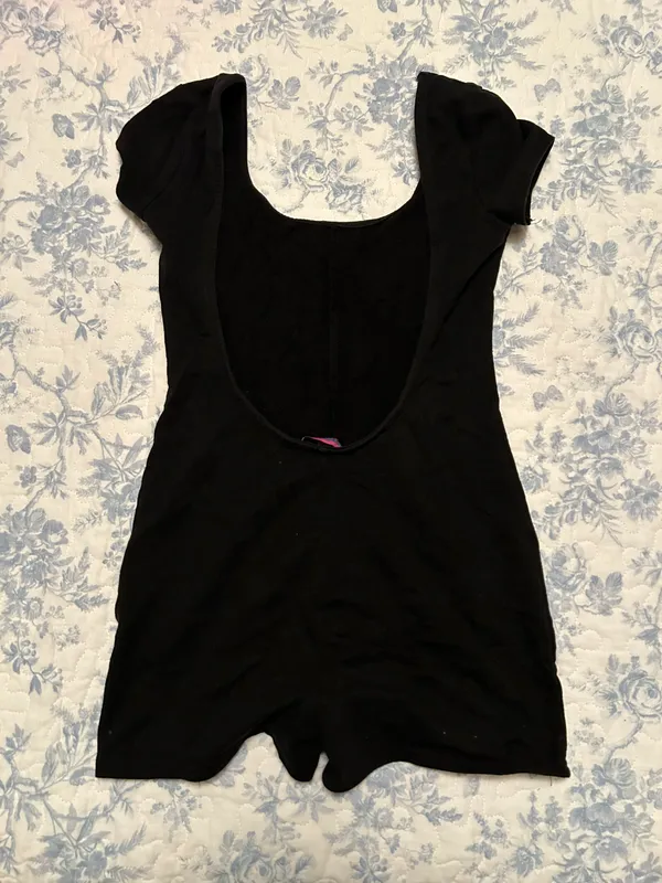 Edikted Black Annika Scoop Neck Ribbed Romper - Image 3