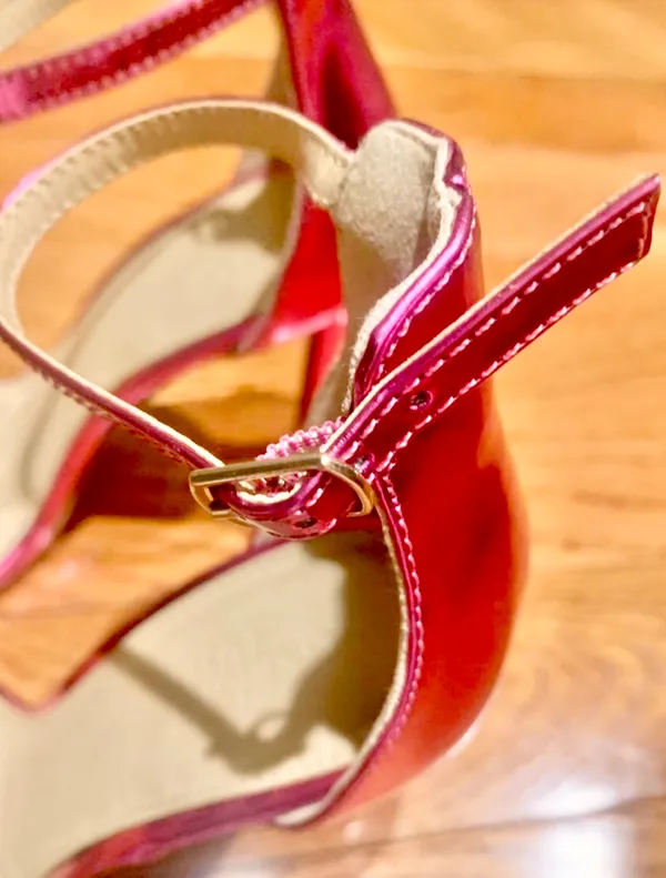 Charlotte Russe Metallic Fuchsia ankle strap Barbiecore Stilettos size 7 - Image 9