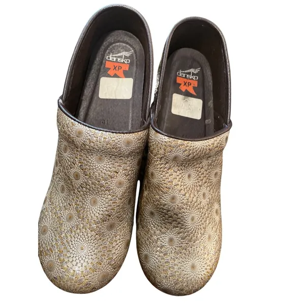 Dansko XP wms tan leather geometric nursing clogs shoes sz 41/10.5-11 SKU 9964 - Image 10