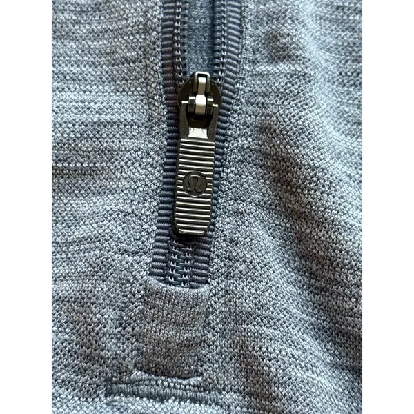 Lululemon‎ Swiftly Wool 1/2 Zip Womens Size 4 Gray Hooded Running Active Gym - Image 4