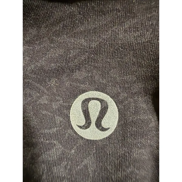 lululemon everlux cut -out train‎ bra Size 2 Black - Image 4