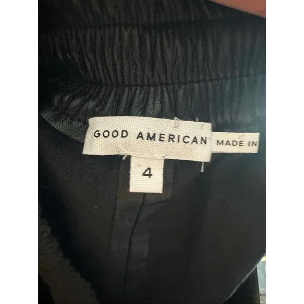 Good American faux black leather pull on 4/XL shorts - Image 5