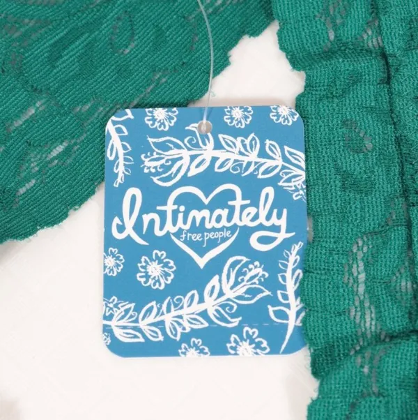 NWT   Bralette In Green - Image 4