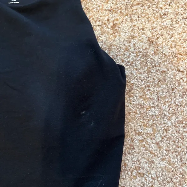 Black Athletic Old Navy Tank - Image 4