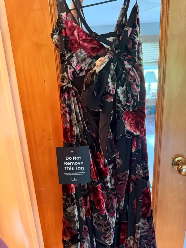 Lulus Velvet Midi Dress Floral - Image 2