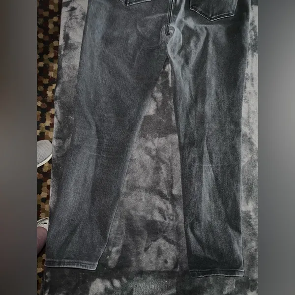 American Eagle High-Waisted Jegging in Black Size 10 Long - Image 11