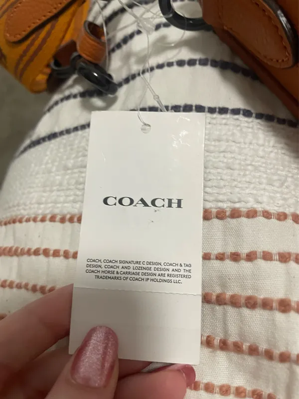 Coach Leather Purse - Image 6