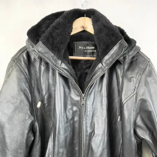 Ivy And Shania Women‎ Leather Jacket XL Belted Faux Fur Hooded Winter Edgy - Image 2