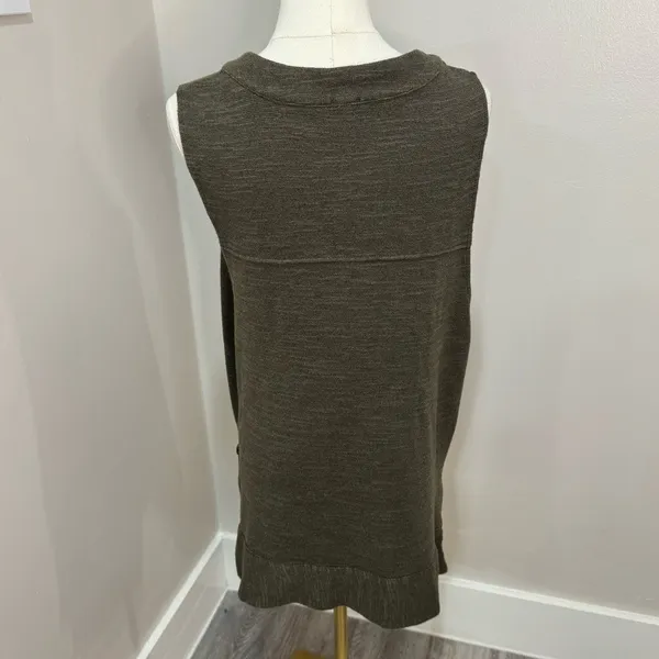 Free People‎ Olive Green Knit Sleeveless Tunic Vest Grommet Neck Womens Small - Image 3