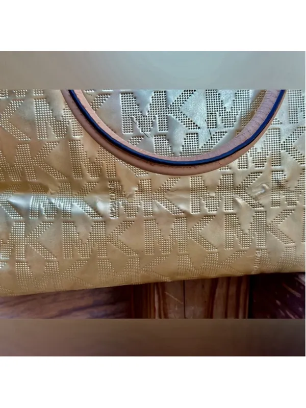 Michael Kors Sutton Bowler Satchel – Metallic Gold Signature - Image 10