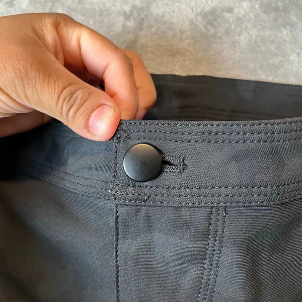 Lululemon Day Trip Boyfriend Pant‎ Lotus Camo Black Size 6 - Image 4