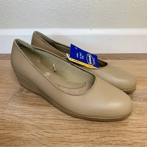 NWT Dr. Scholl’s Slip On Nude Comfort Leather Wedges, Size 10 - Image 3