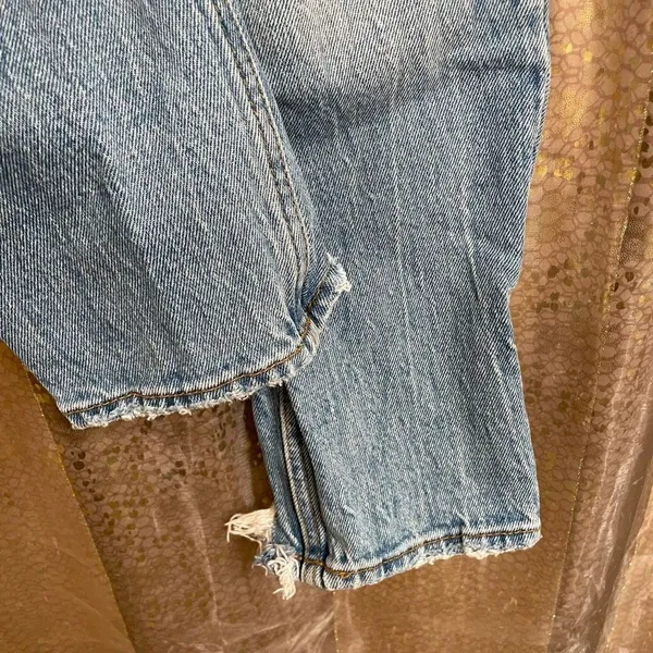 Abercrombie & Fitch The Skinny High Rise Light‎ Wash Jeans, 0/25 Short - Image 4