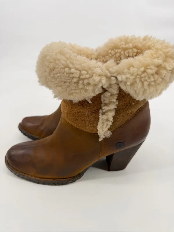 Born Dona W21268 Brown Leather Shearling Cuff Ankle Boots Size 6 - Image 3