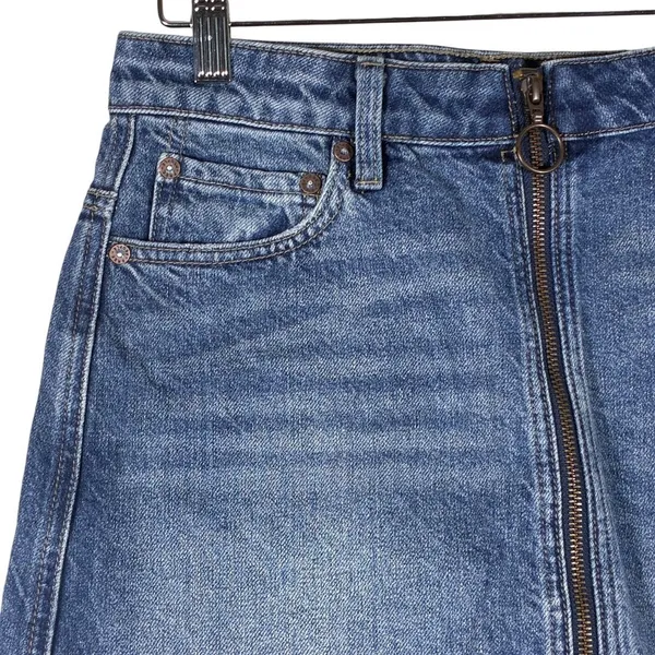 We The Free Front Zip Raw Hem Denim Mini Skirt Blue Grunge Edgy Size 26 - Image 3
