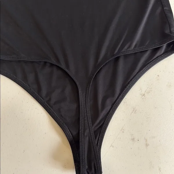Express Black Sleeveless Bodysuit size medium - Image 4